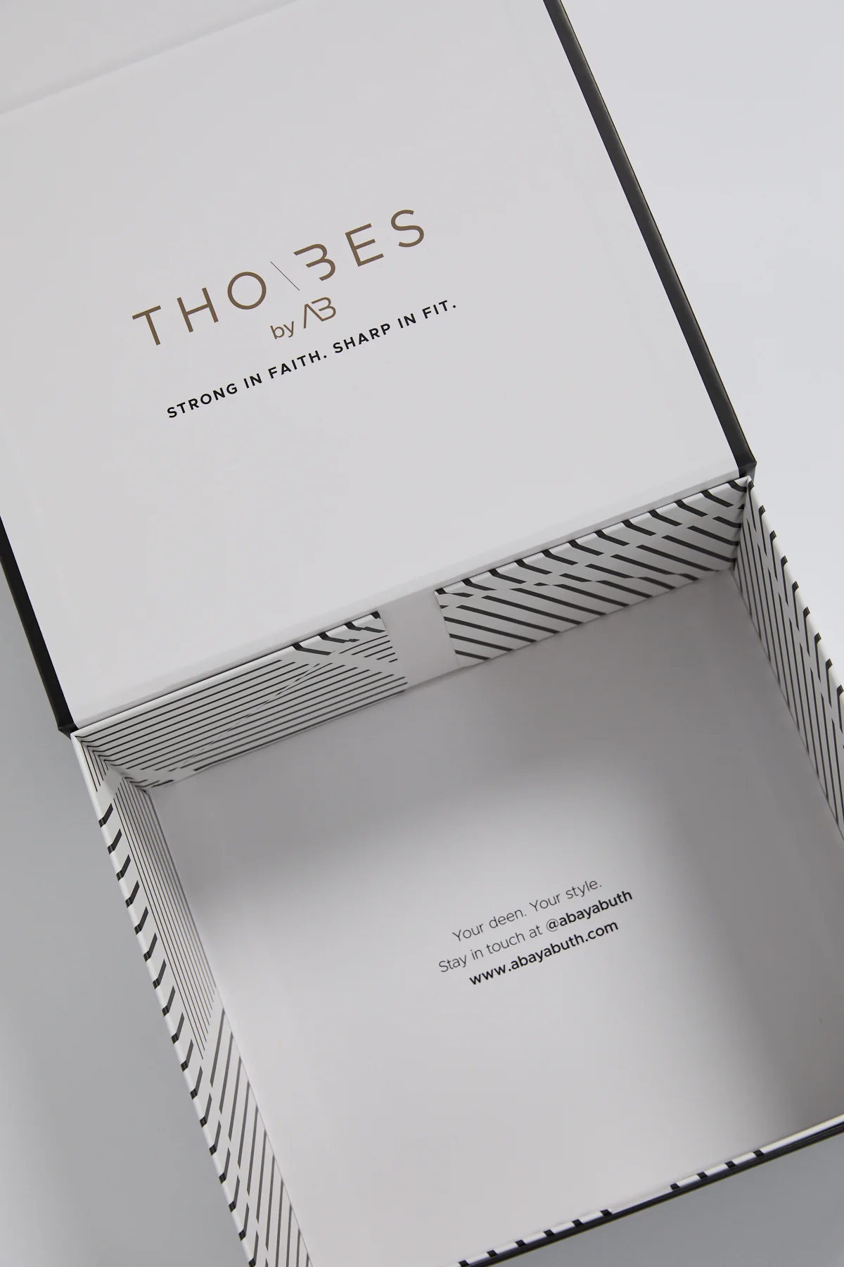 Luxurious Thobes by AB Keepsake Gift Box - Barakah - Image 4