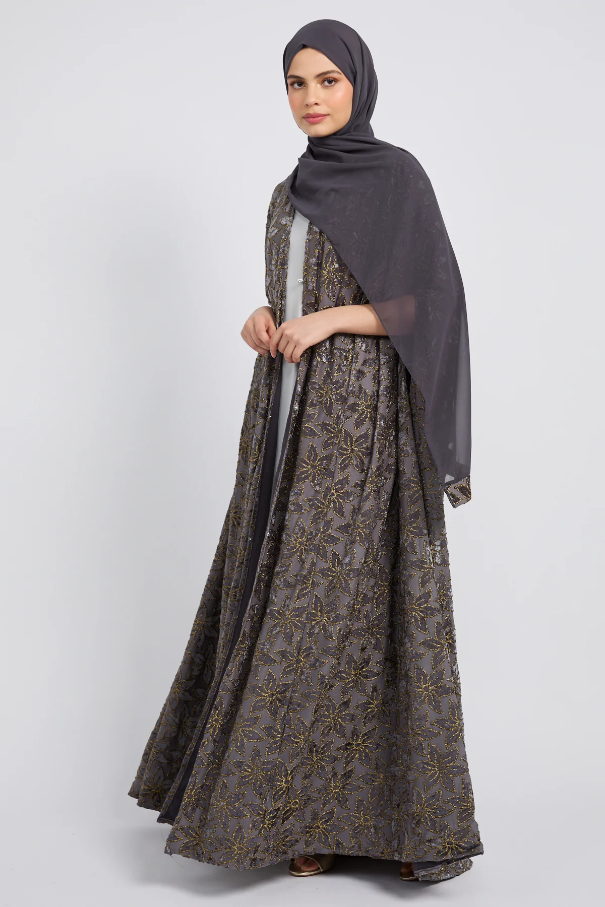 Luxury Arabesque Petal Cape Abaya - Silver Dusk - LIMITED EDITION - Image 7