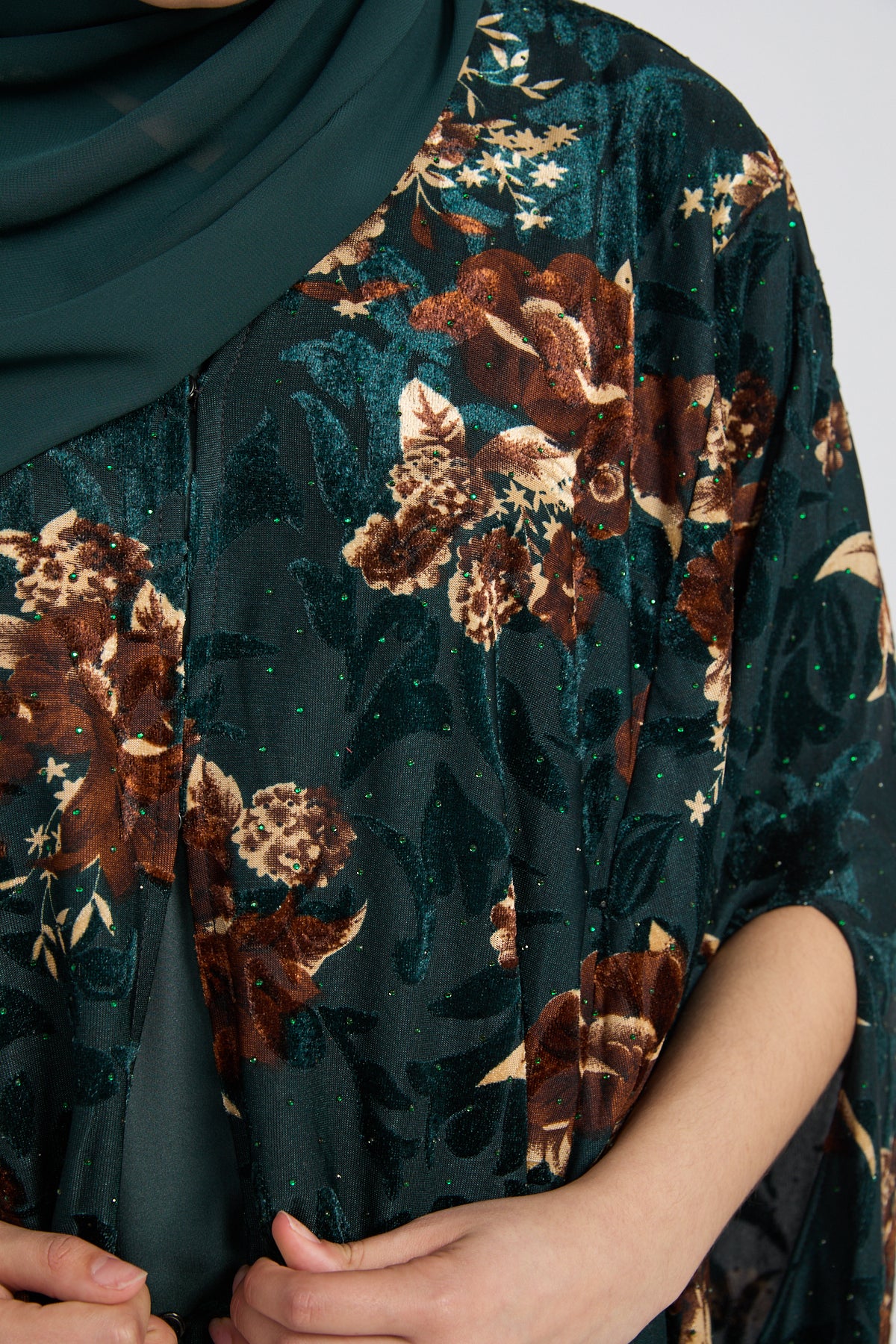 Luxury Bloom Royale Cape Abaya - Emerald - Image 5