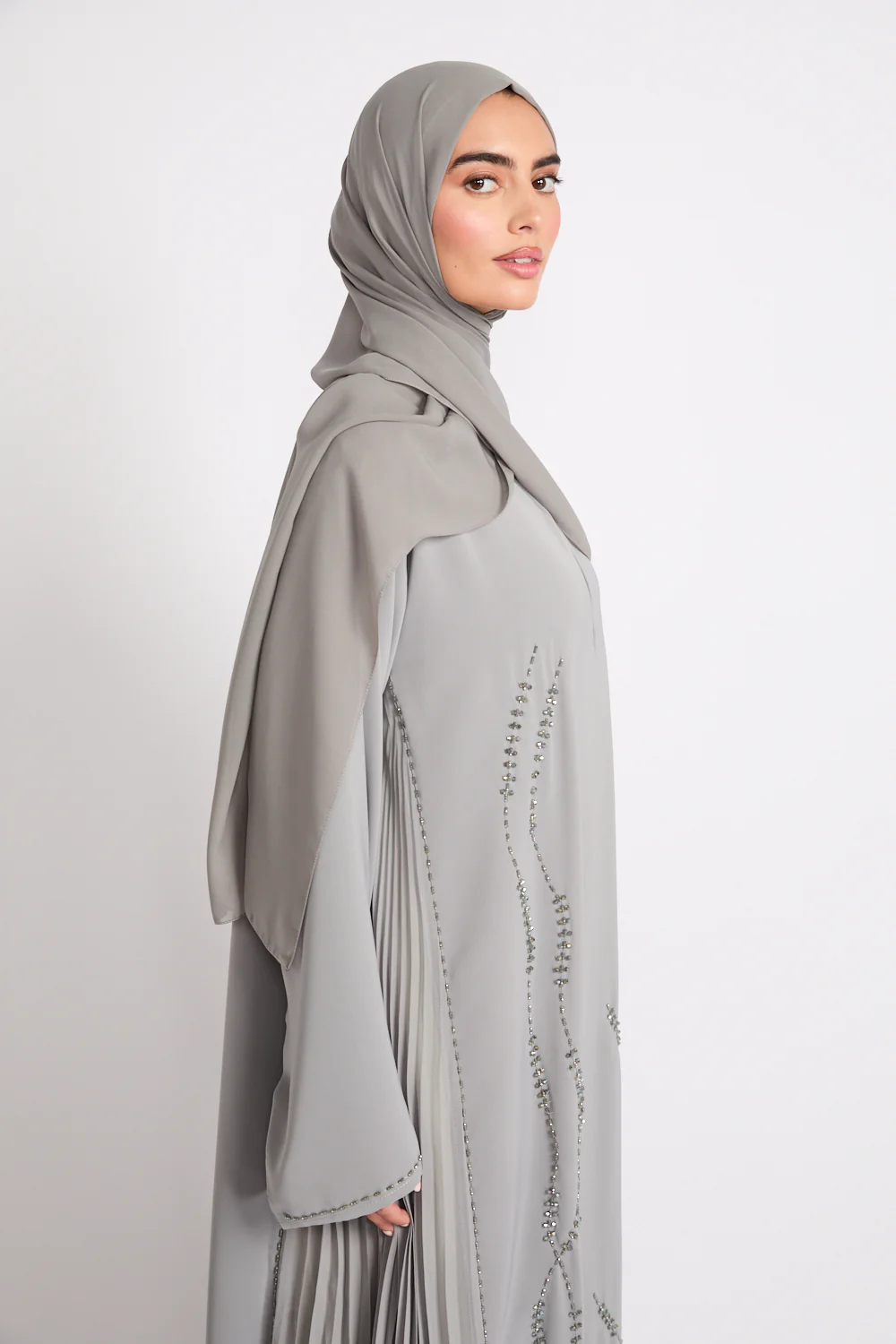 Luxury Crystal Pleated Open Abaya – Olive Ash - Image 2