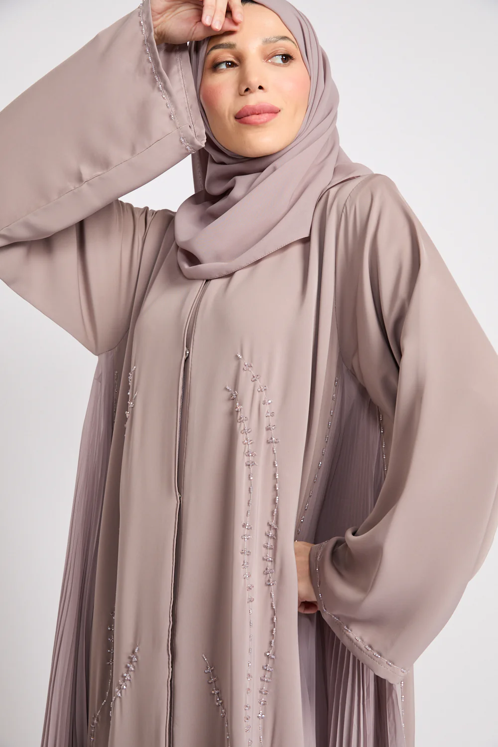 Luxury Crystal Pleated Open Abaya – Smoked Rose - Image 2
