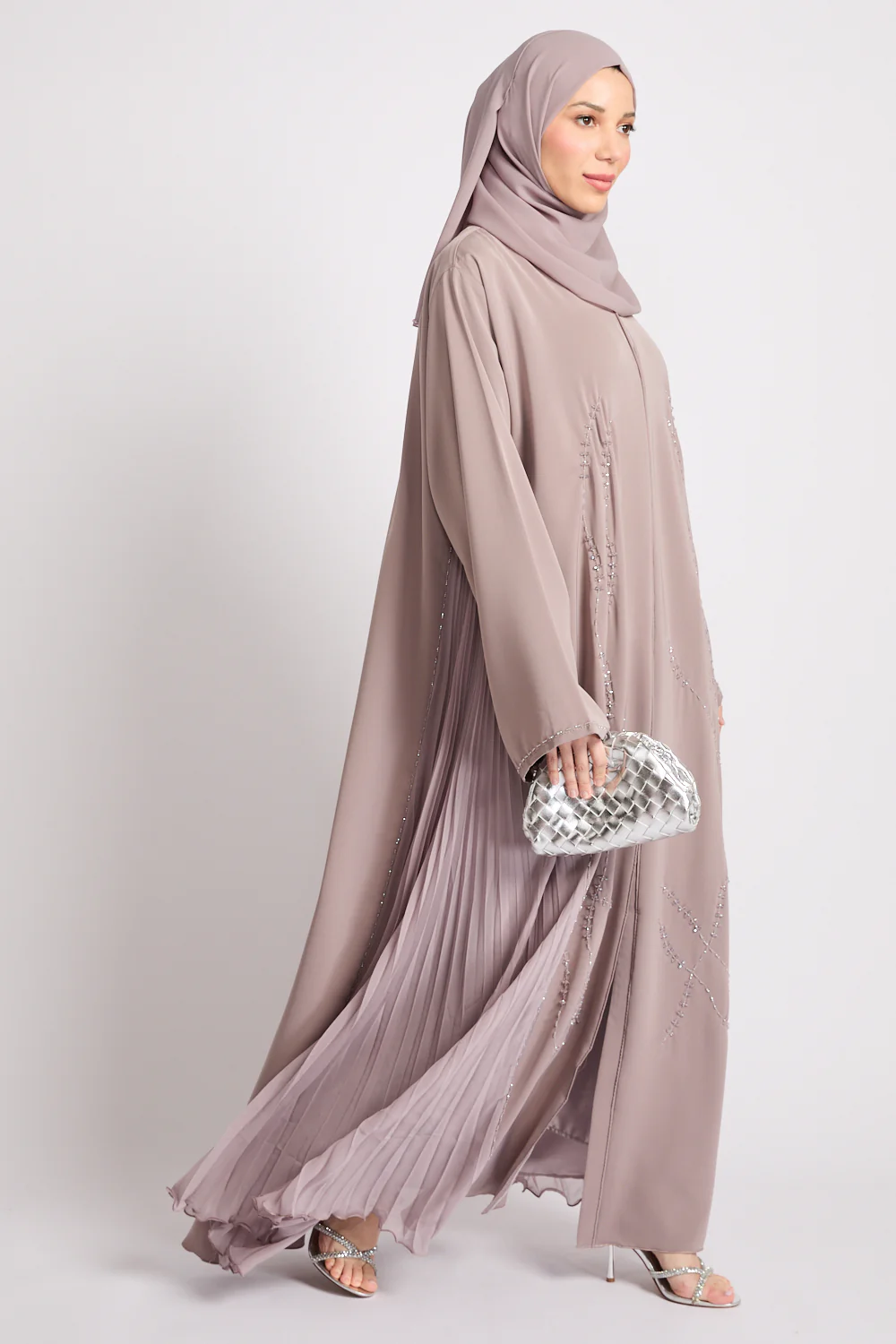 Luxury Crystal Pleated Open Abaya – Smoked Rose - Image 3