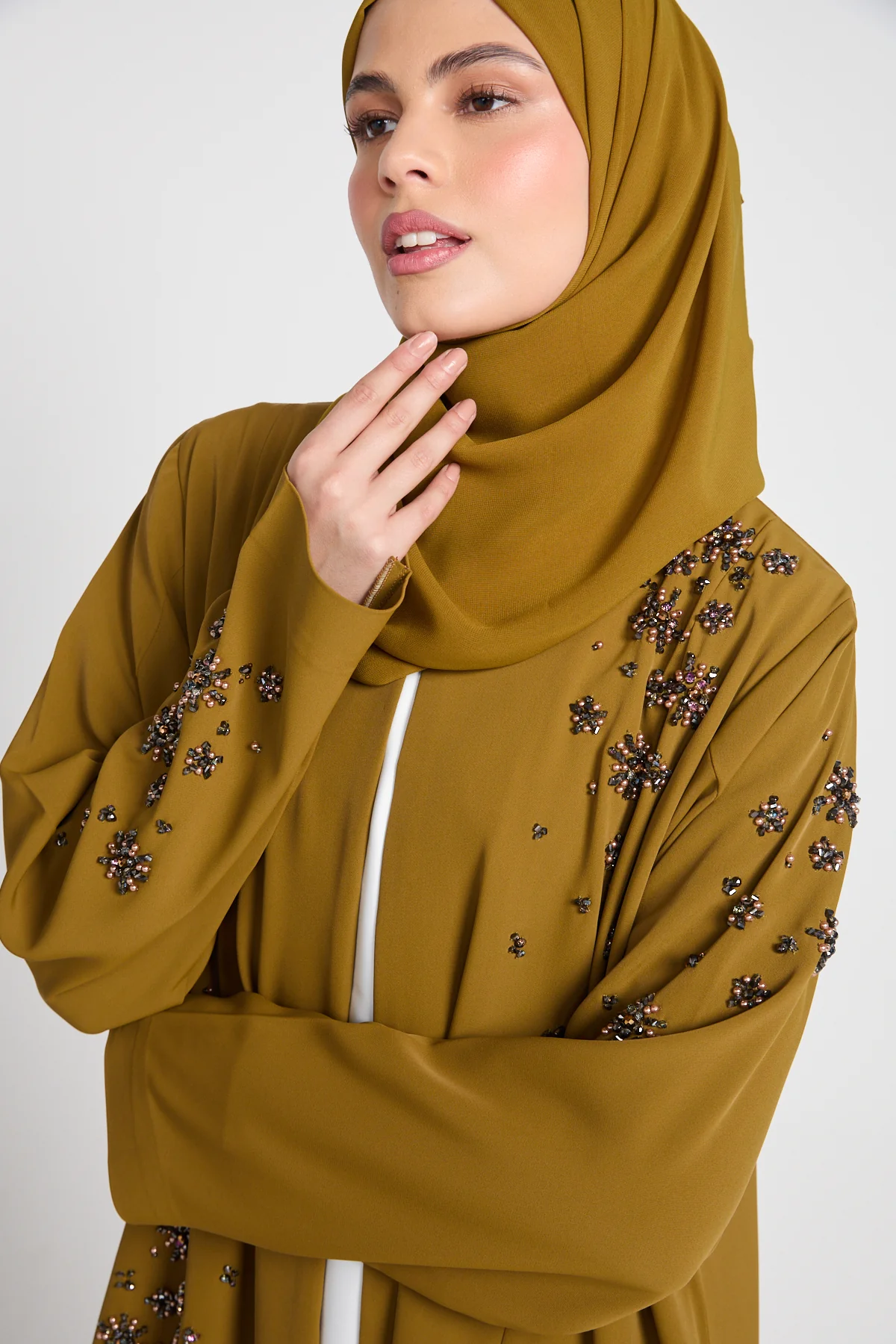 Luxury Desert Amber Embellished Open Abaya - Image 2