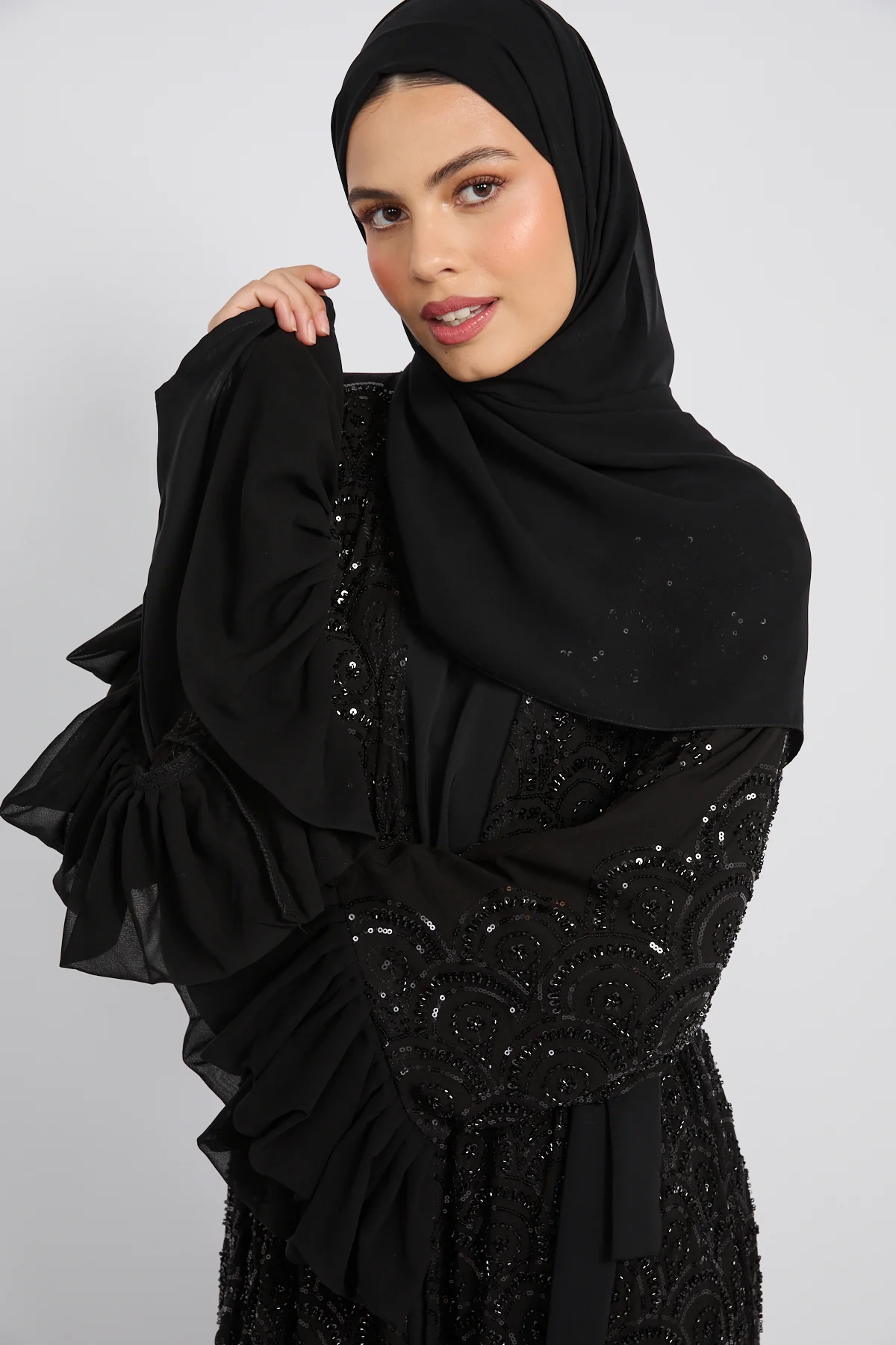 Luxury Eclipse Embellished Lace Four Piece Abaya Set - Image 2