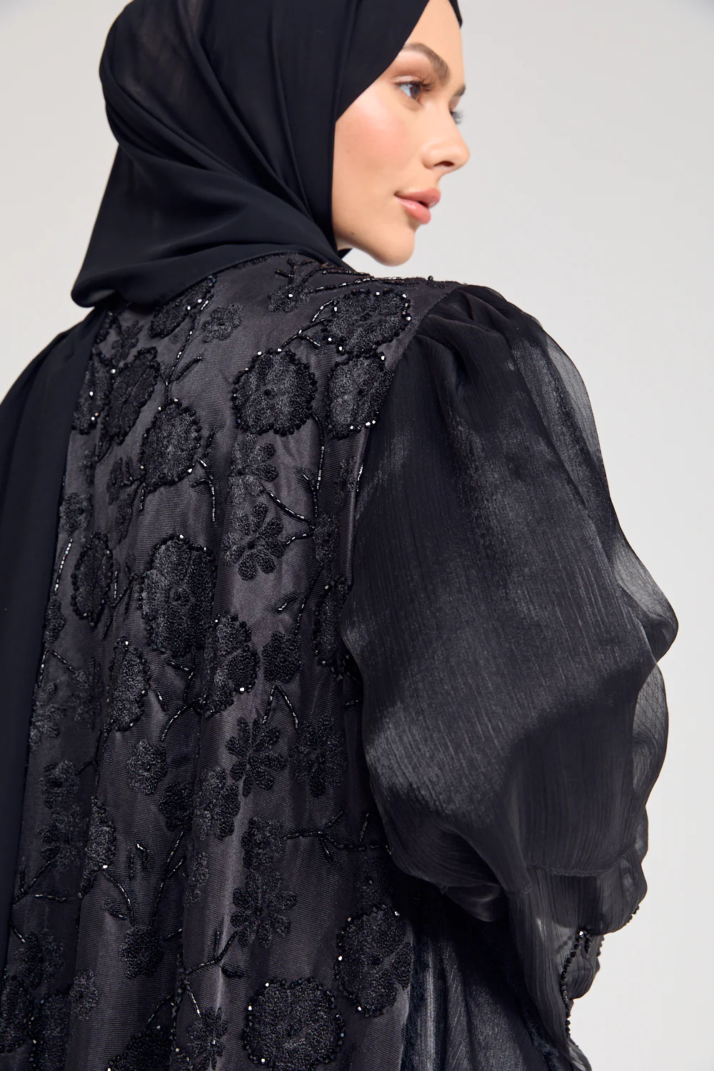 Luxury Embellished Floral Lace Open Abaya with Organza Detailing - Image 2