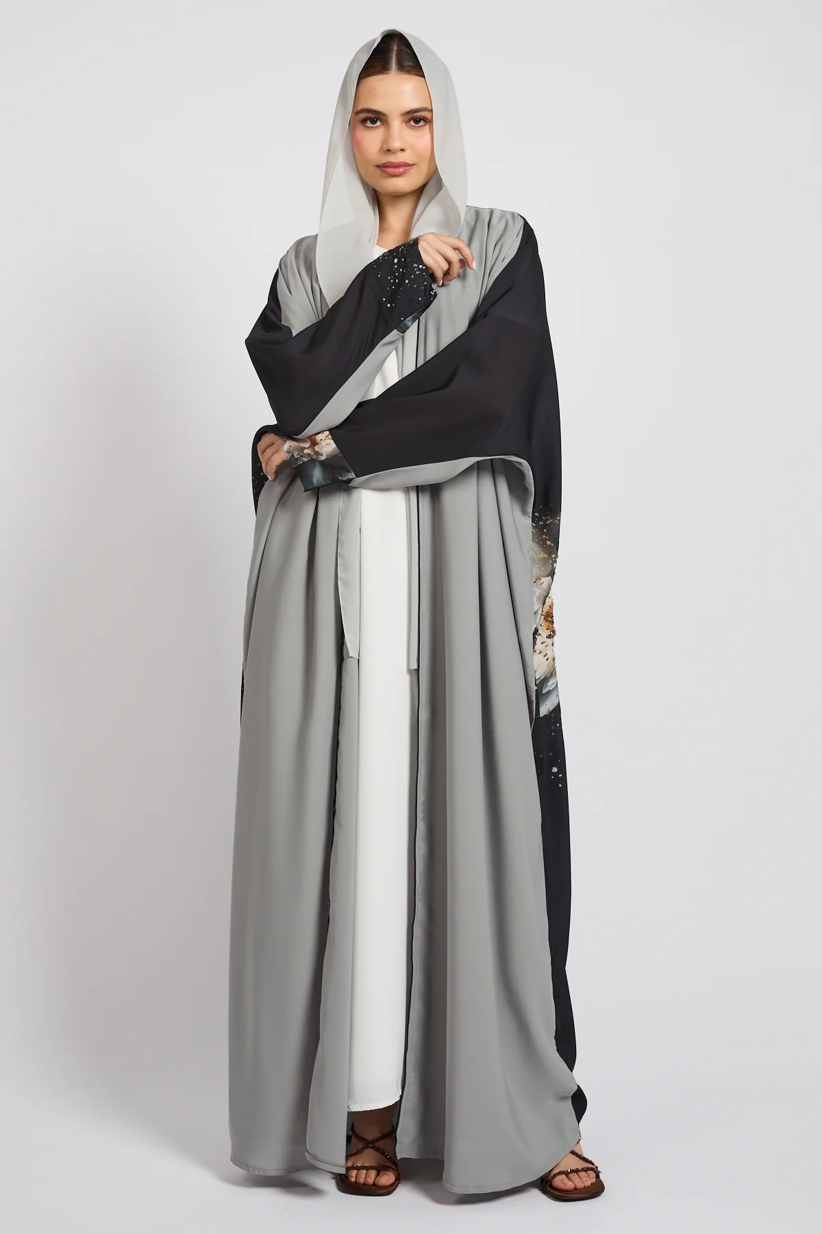 Luxury Floral Embellished Stardust Open Abaya - LIMITED EDITION - Image 3