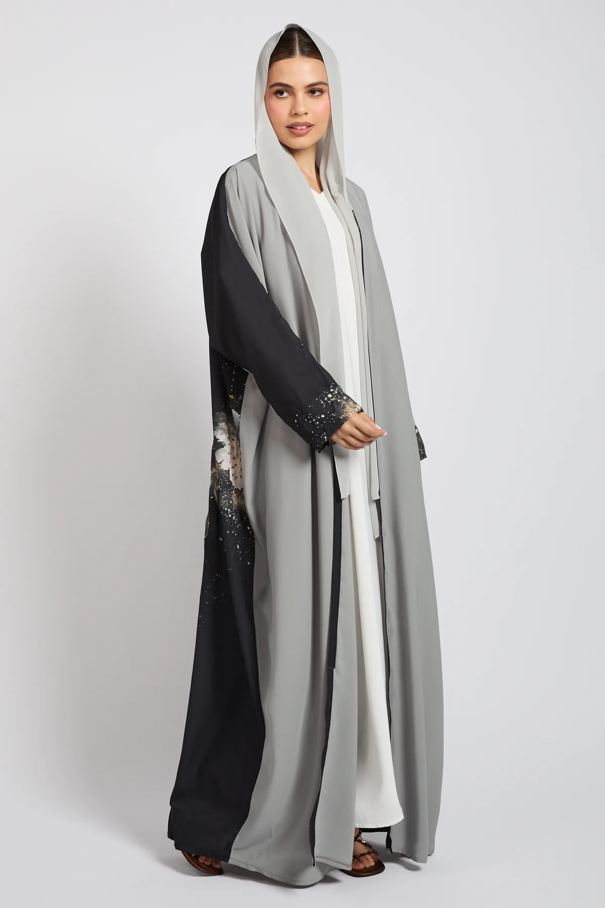 Luxury Floral Embellished Stardust Open Abaya - LIMITED EDITION - Image 5