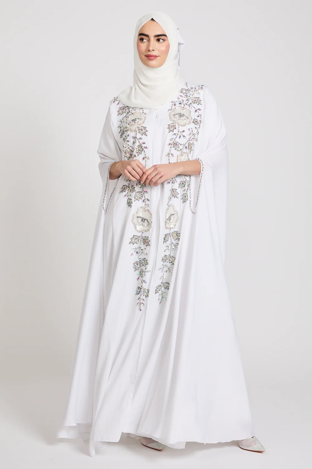 Luxury Frosted Blossom Embellished Cape - White - Image 5