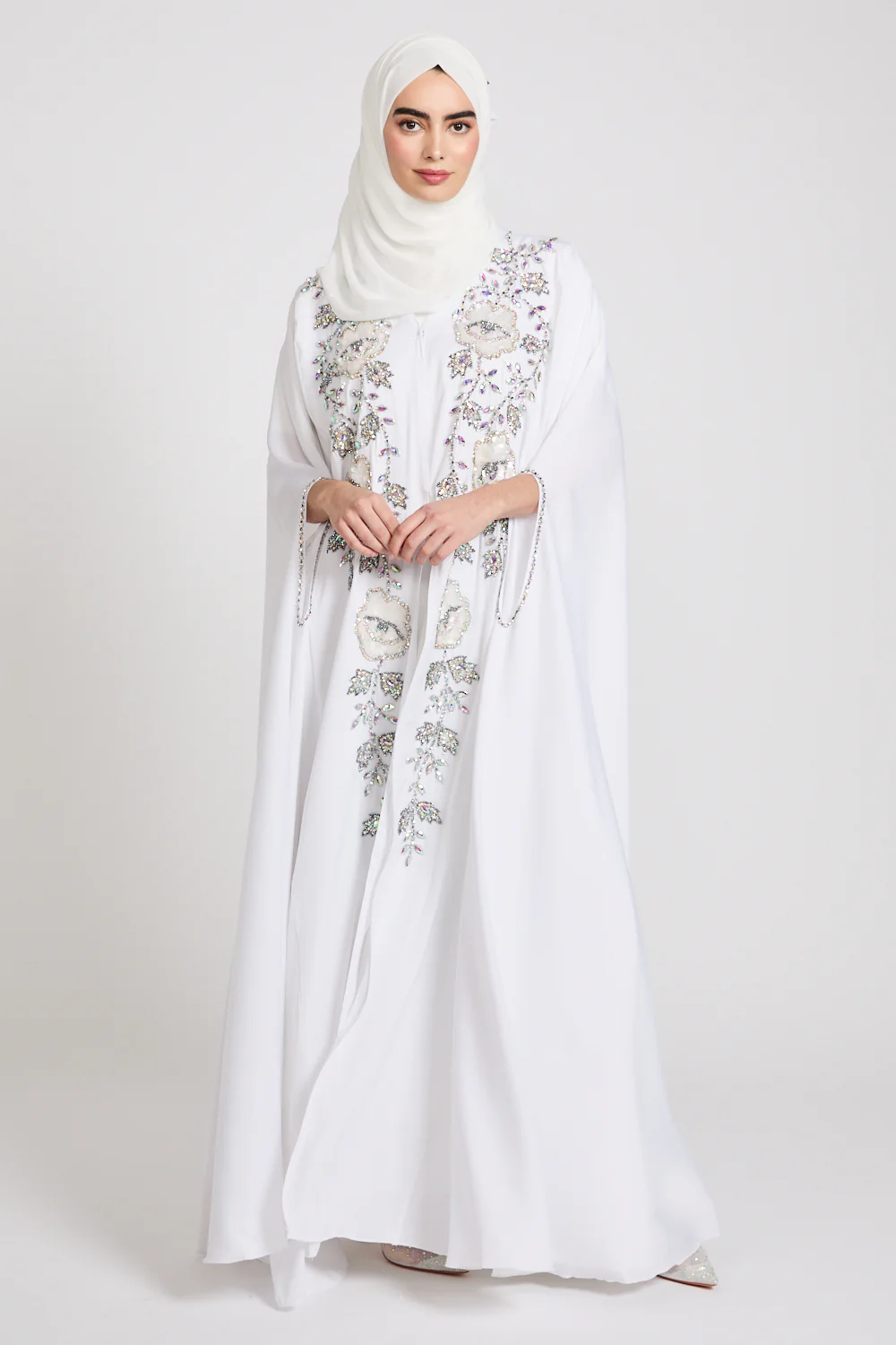 Luxury Frosted Blossom Embellished Cape - White - Image 6