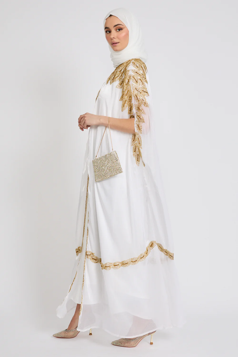 Luxury Majestic Embellished Cape - Off White