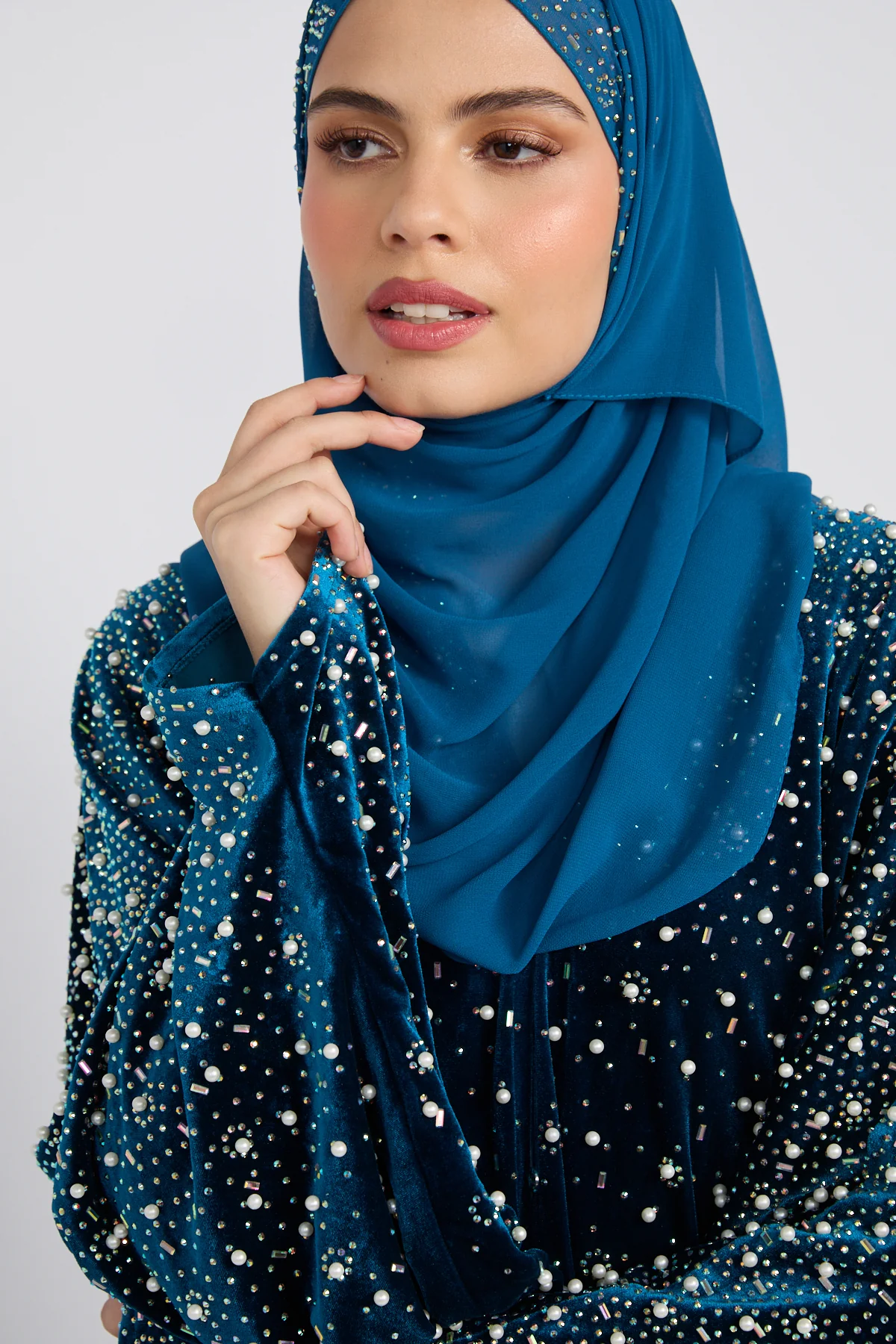Luxury Midnight Stardust Velvet Open Abaya - Jewel Teal - Image 2