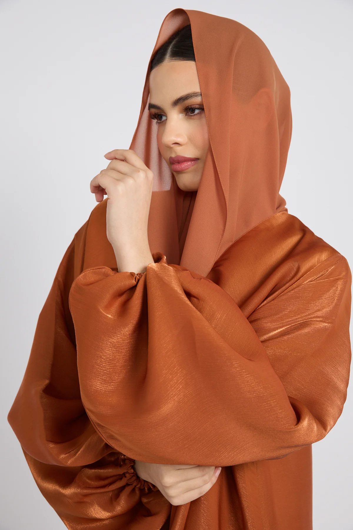 Luxury Moonlight Organza Open Abaya - Amber Bronze - Image 2