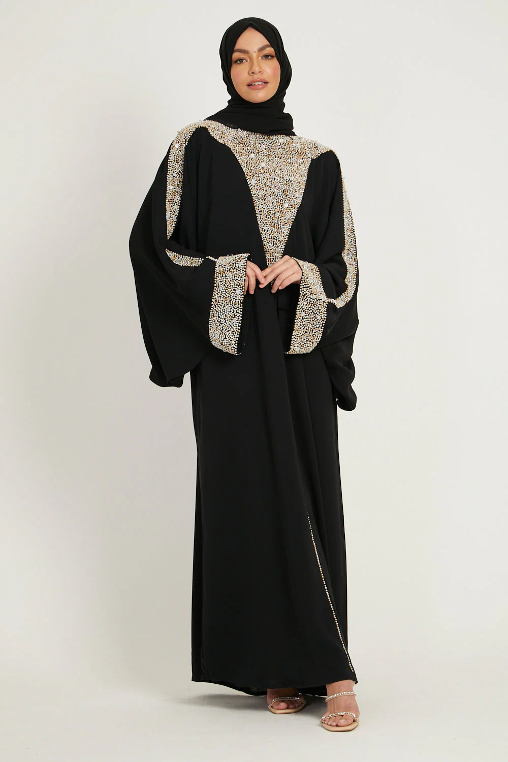 Luxury Moonlit Pearl Blossom Closed Abaya – Black