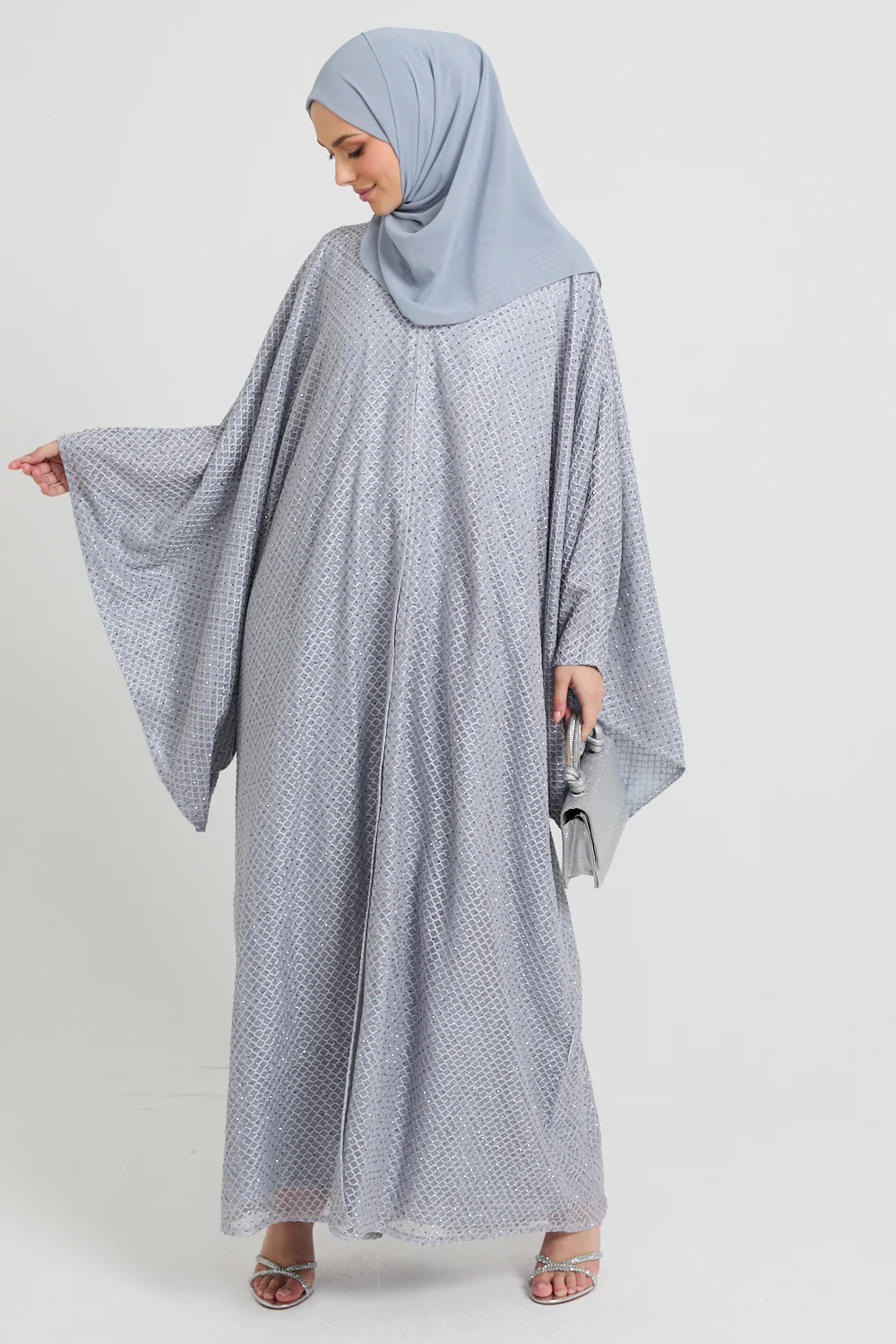 Luxury Moonlit Weave Open Abaya - Limited Edition - Image 3