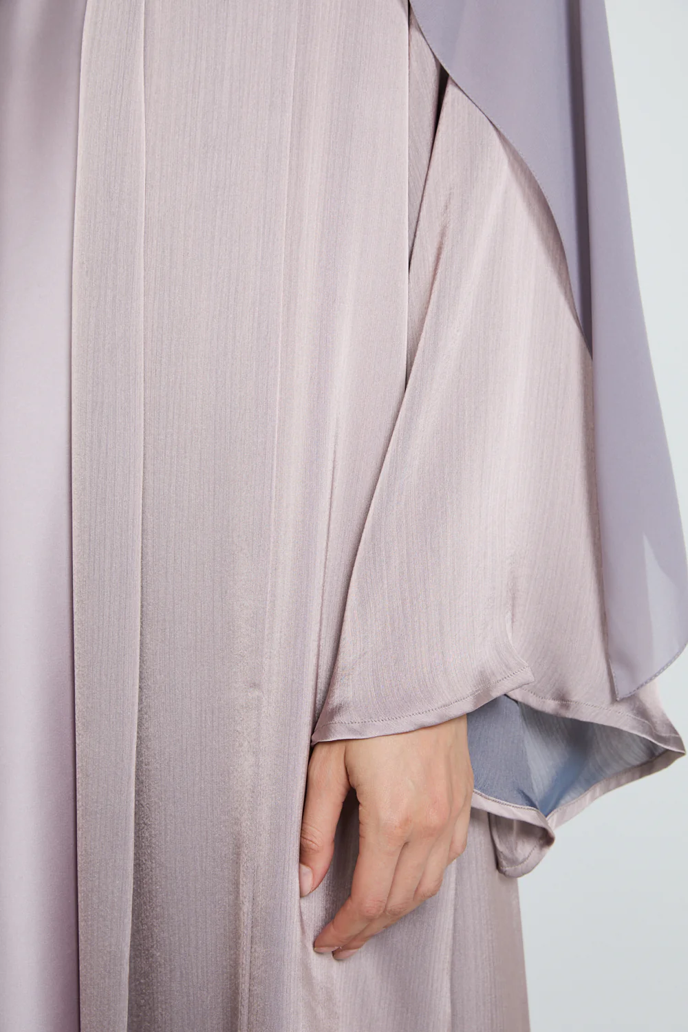 Luxury Organza Flared Sleeve Open Abaya - Mist of Lavender - Image 4