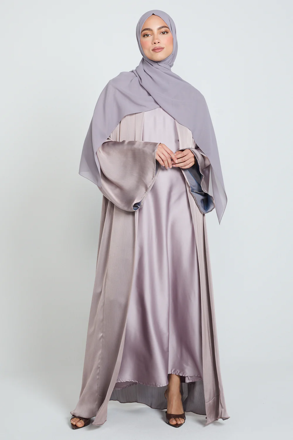 Luxury Organza Flared Sleeve Open Abaya - Mist of Lavender - Image 5