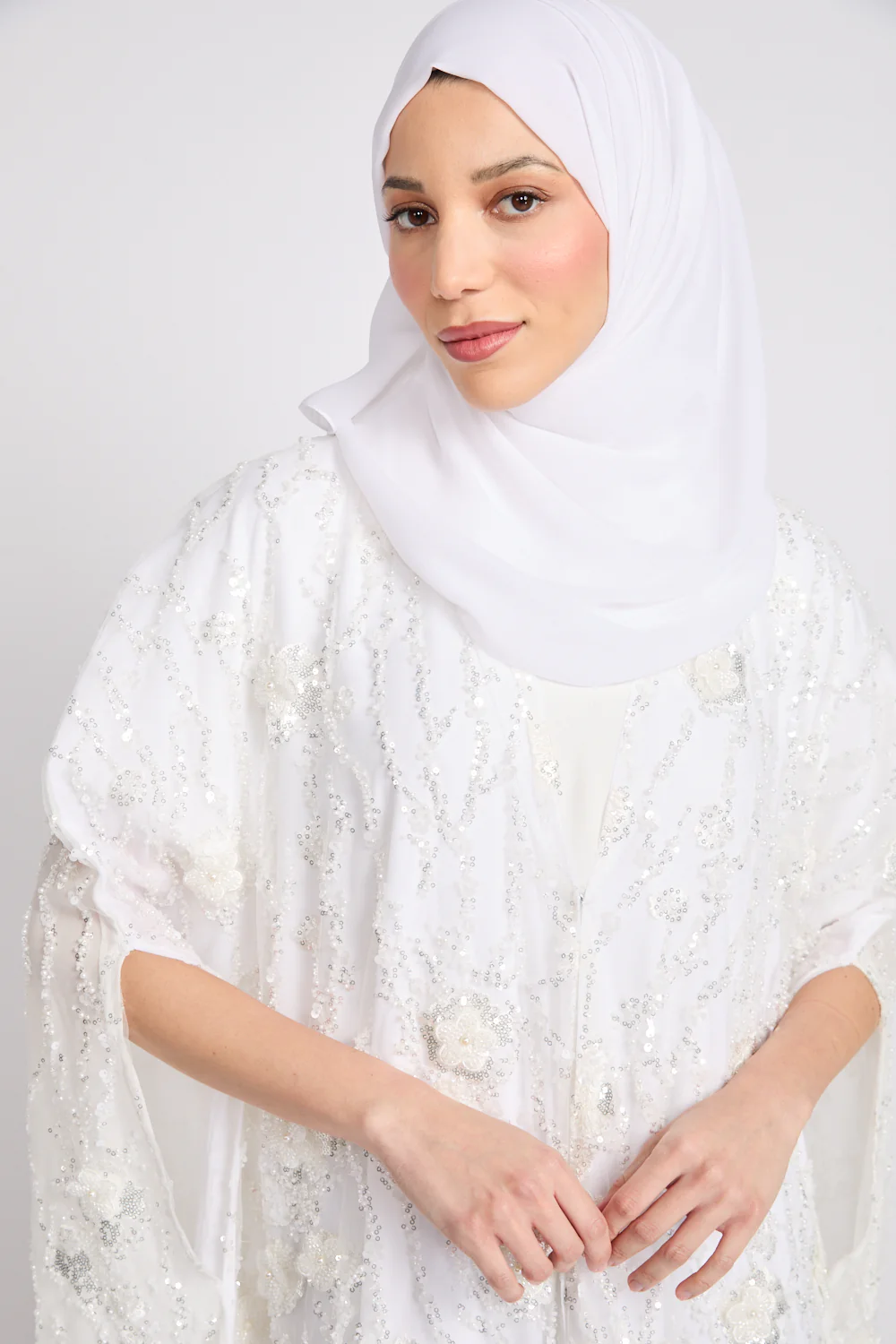 Luxury Pearl Bloom Embellished Cape - Limited Edition - Image 2