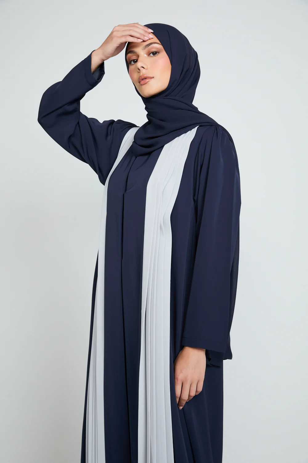 Luxury Pleated Detailed Open Abaya - Navy & Pearl Grey - Image 2