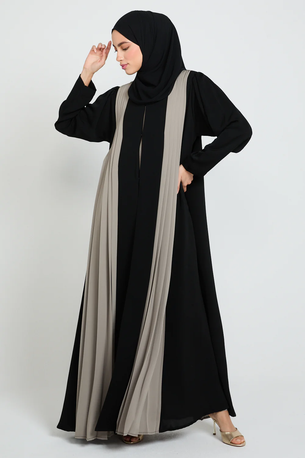 Luxury Pleated Detailed Open Abaya - Olive Grey & Black - Image 10