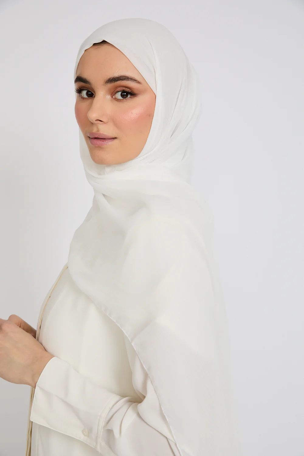 Luxury Soft Crush Hijab - Off White - Image 3
