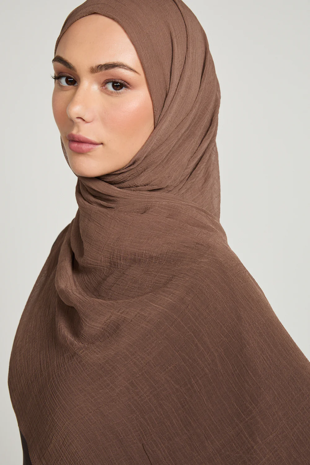 Luxury Soft Crush Hijab - Smoked Caramel - Image 2