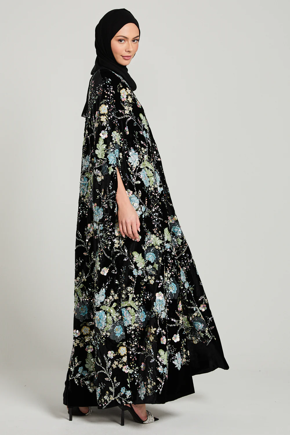 Luxury Twilight Bloom Velvet Cape - Dreamy Blossom - LIMITED EDITION - Image 6