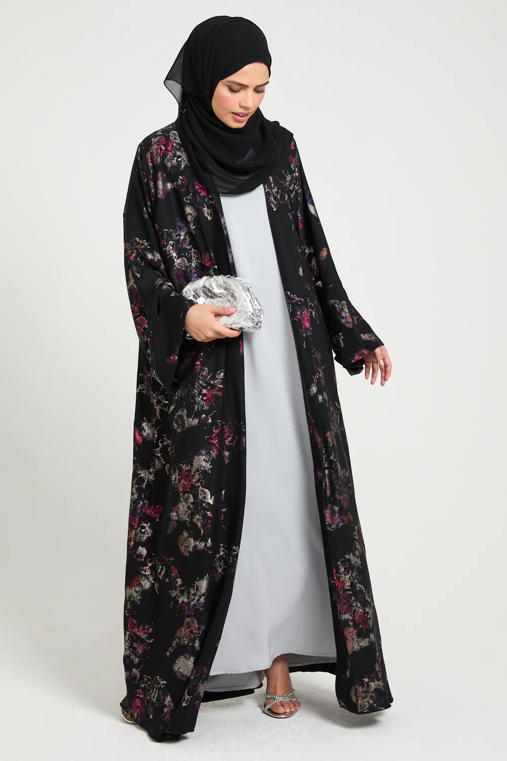 Luxury Twilight Noir Enchanted Blossom Open Abaya - Limited Edition - Image 3