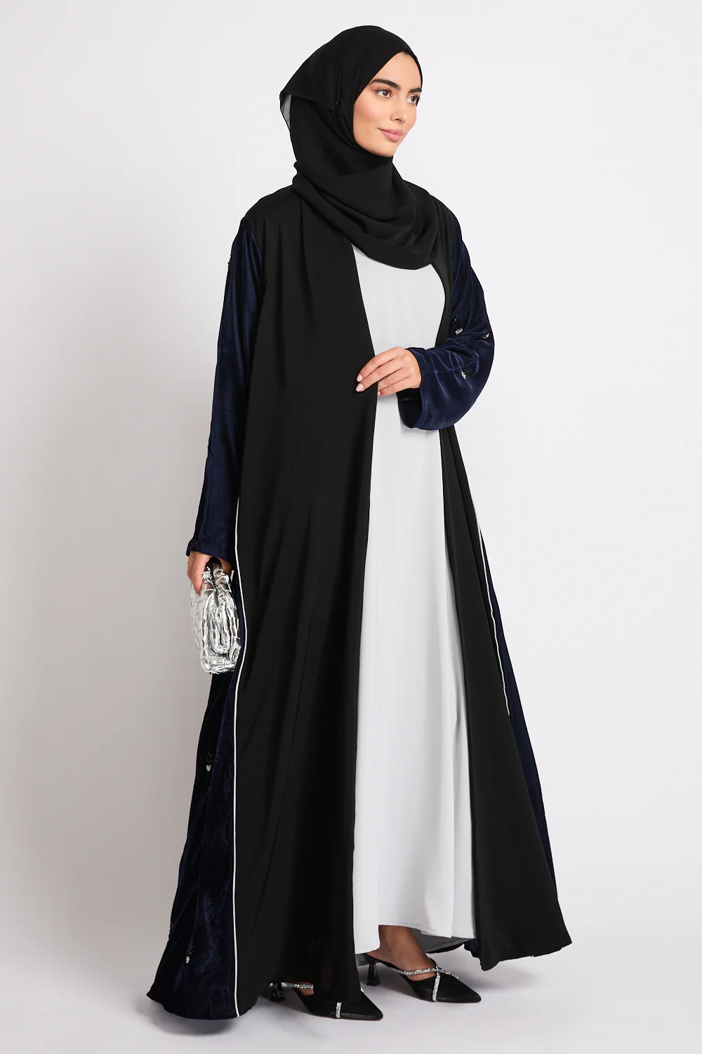 Luxury Velvet Majesty Embellished Open Abaya - Navy - Image 5