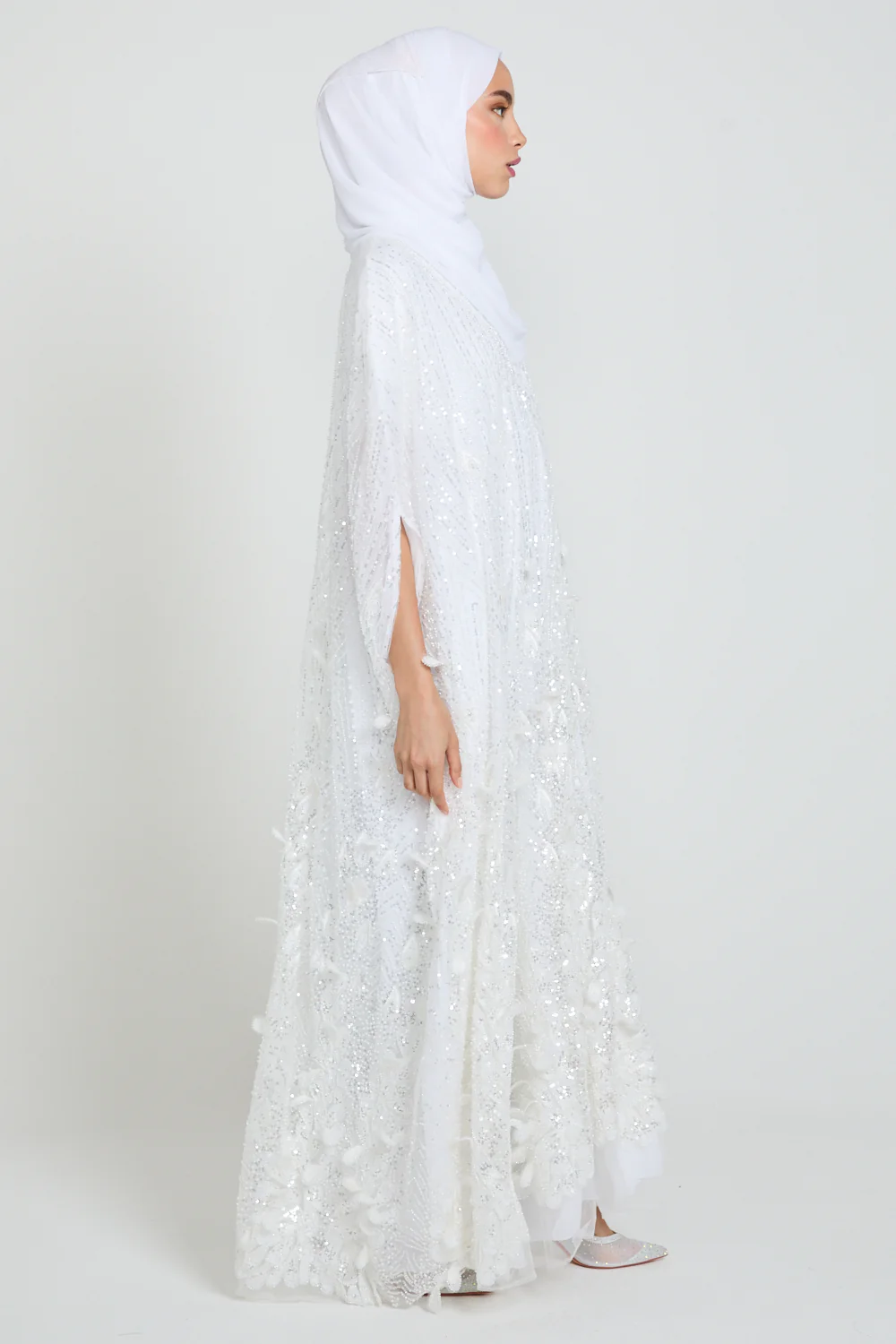 Luxury Wisteria White Embellished Cape - Image 6