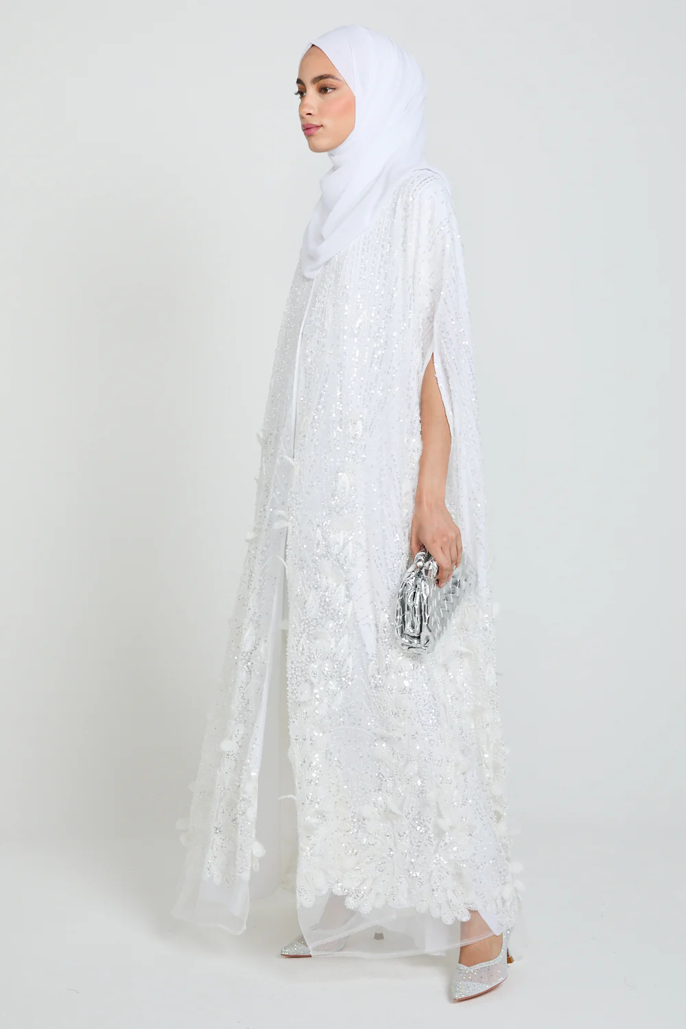Luxury Wisteria White Embellished Cape - Image 9