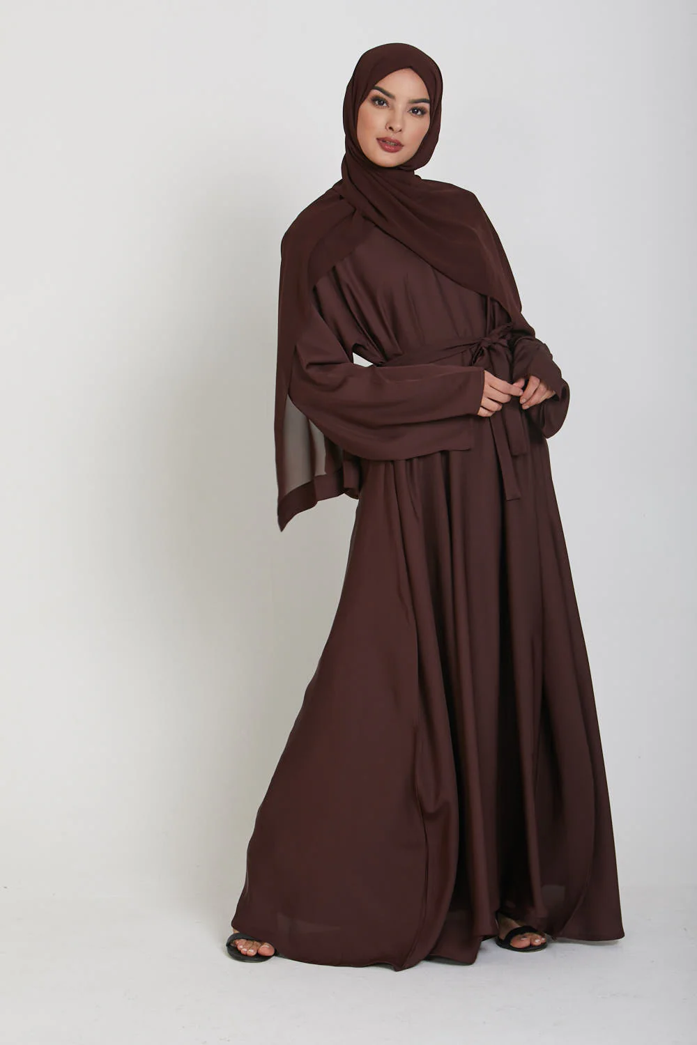 Mahogany Umbrella Cut Closed Abaya - Image 7