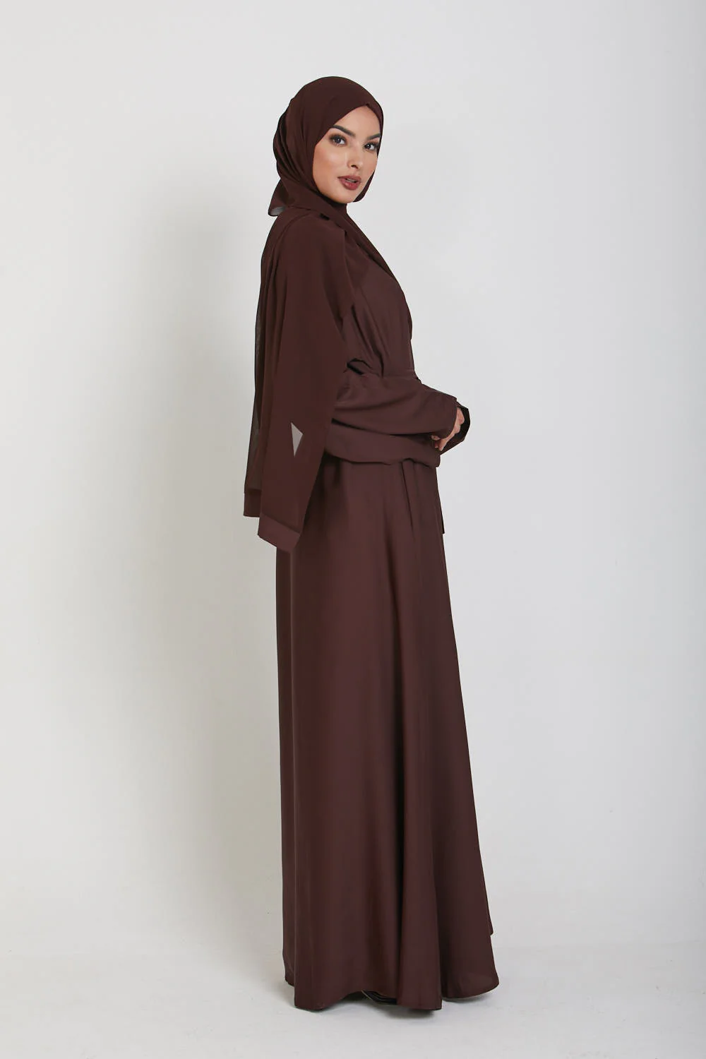 Mahogany Umbrella Cut Closed Abaya - Image 8