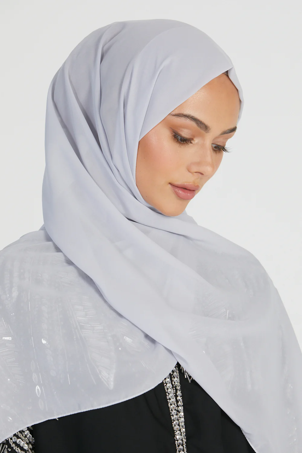 MAXI Luxury Georgette Hijab - Light Grey - Image 2