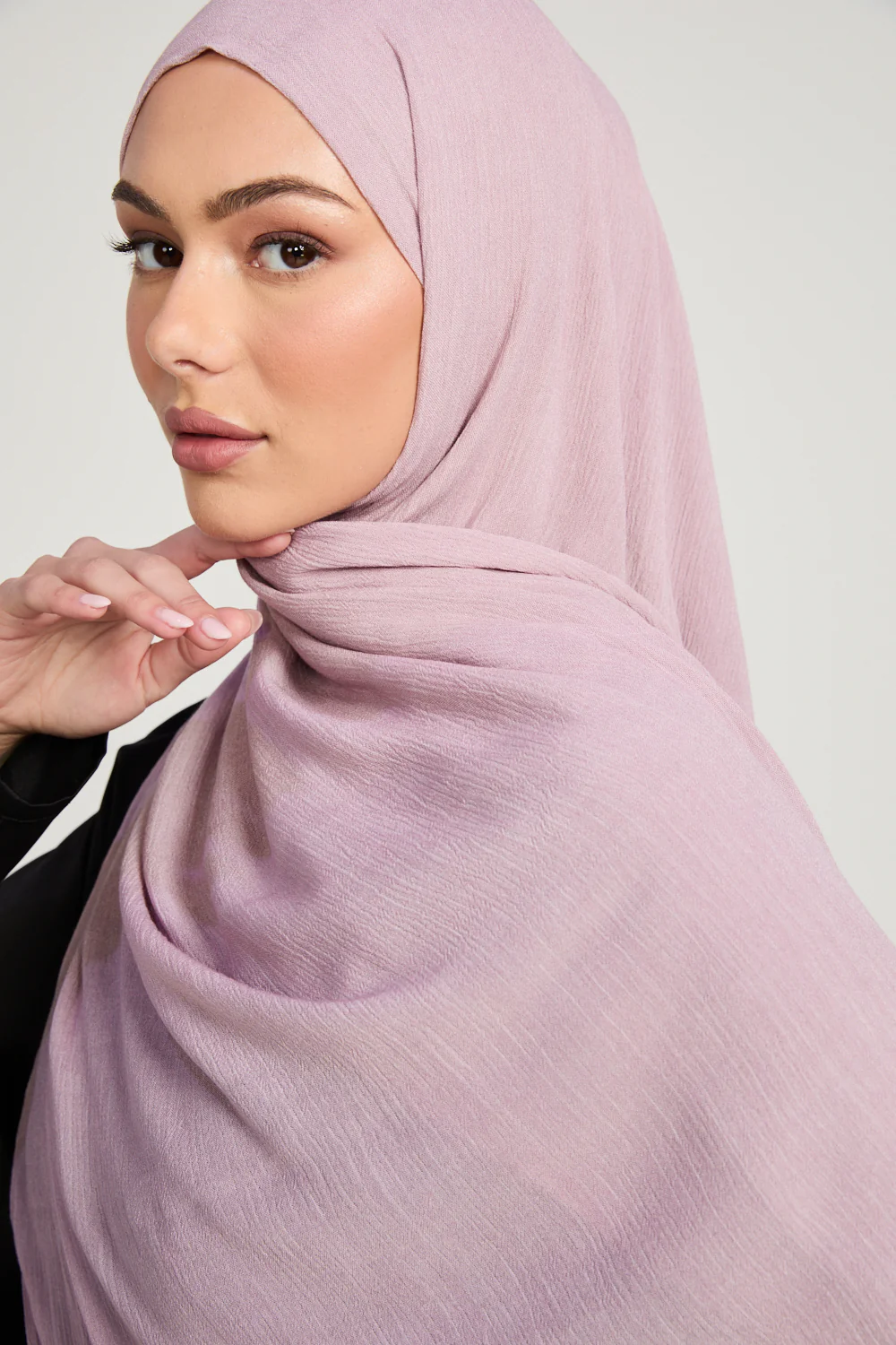 Modal Crinkle Hijab - Smoke Rose - Image 5