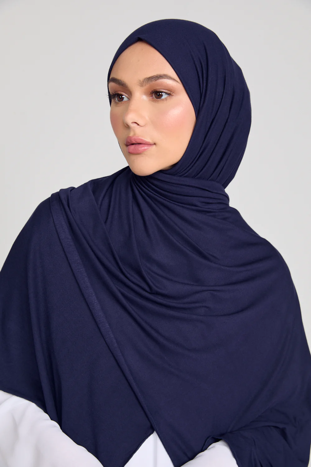 Navy Jersey Hijab - Image 3