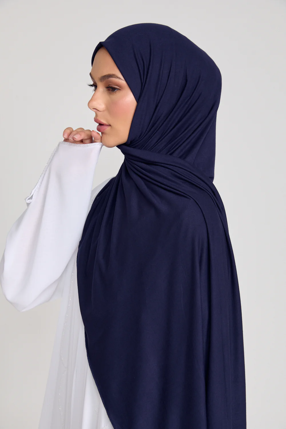 Navy Jersey Hijab - Image 4