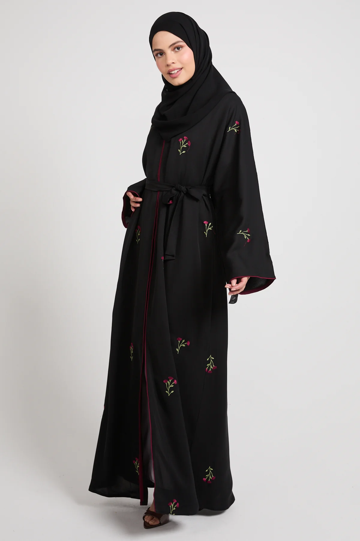 Noir Rose Embroidered Open Abaya - Image 9