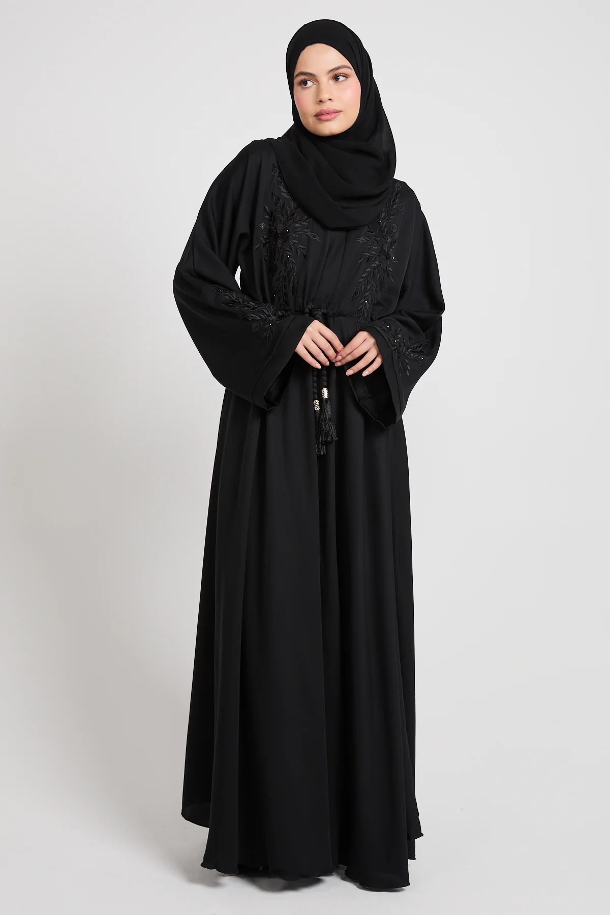 Noir Signature Umbrella Cut Closed Abaya with Inner Belt - Image 7