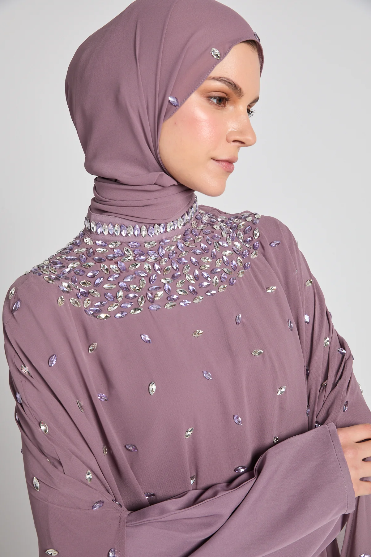 Noor Royale Three Piece Embellished Luxe Closed Abaya - Dusty Mauve - Image 2