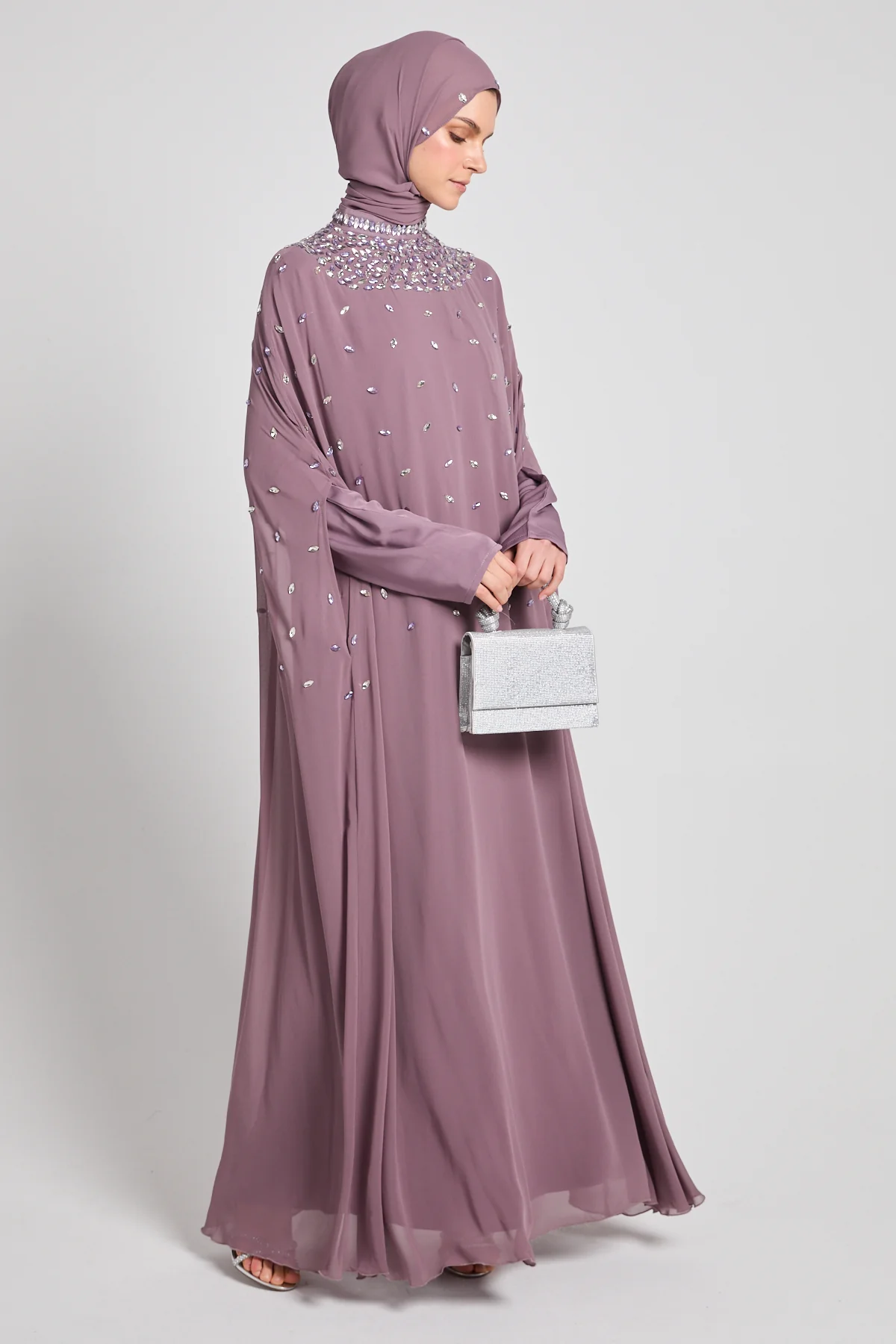Noor Royale Three Piece Embellished Luxe Closed Abaya - Dusty Mauve - Image 9
