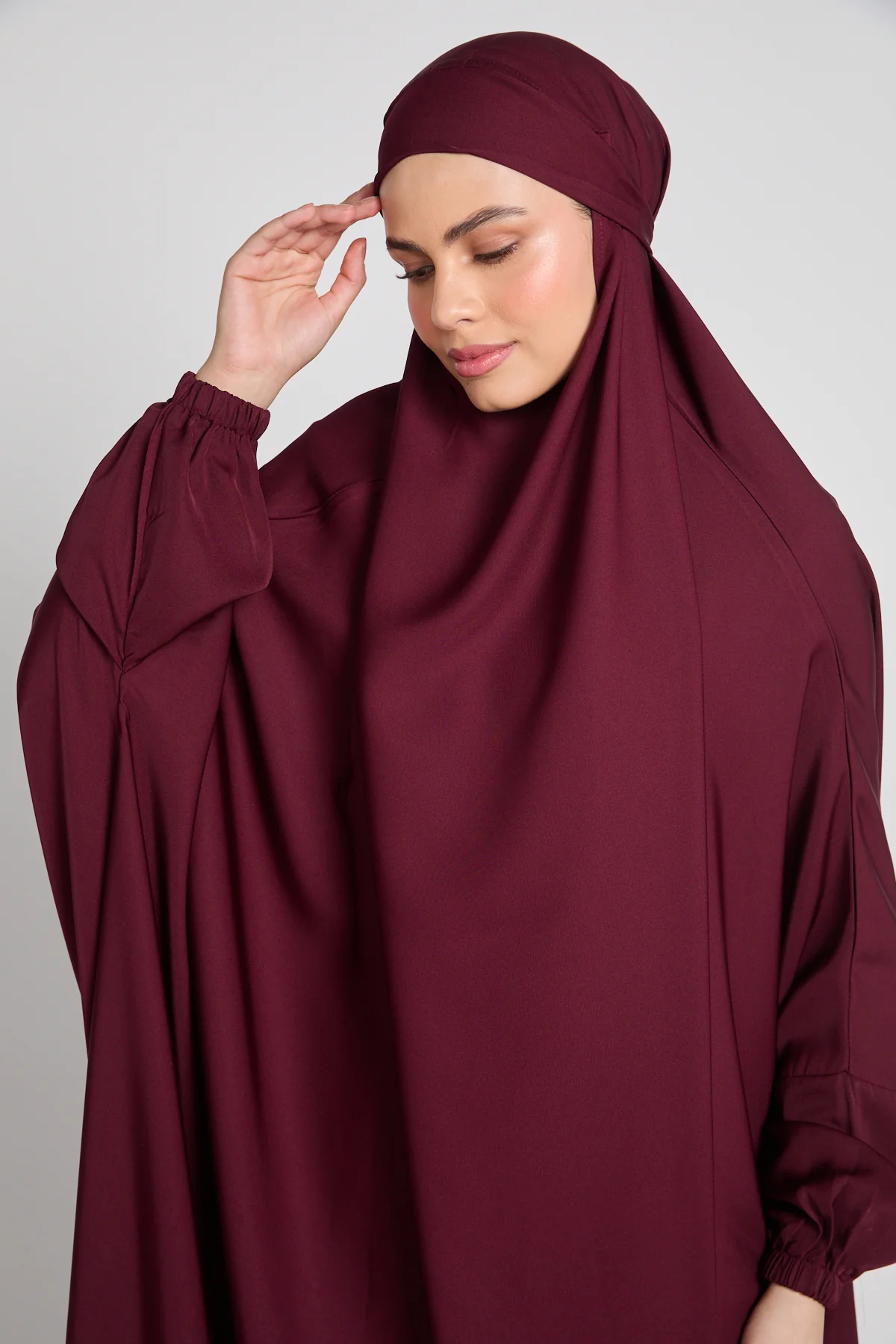 One Piece Full Length Jilbab / Prayer Abaya  - Elasticated Cuff - Burgundy Rose - Image 2