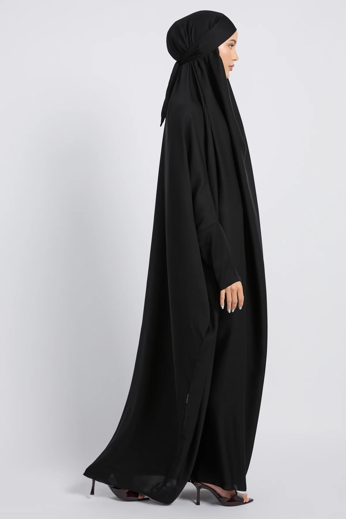 One Piece Full Length Jilbab/ Prayer Abaya - Zipped Cuff - Black - Image 3