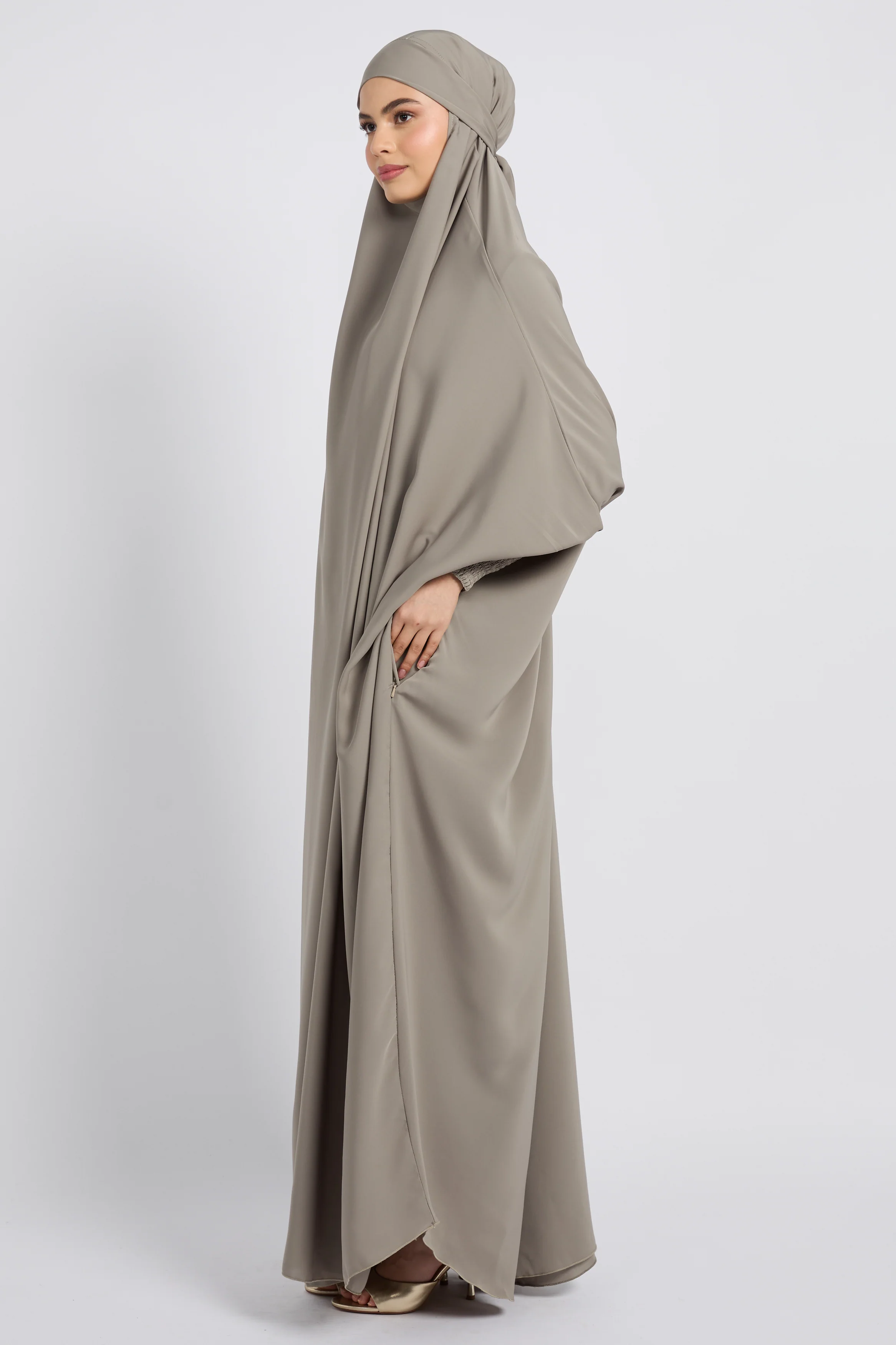 One Piece Full Length Jilbab/Prayer Abaya - Zipped Cuffs and Pockets - Sage Grey - Image 8