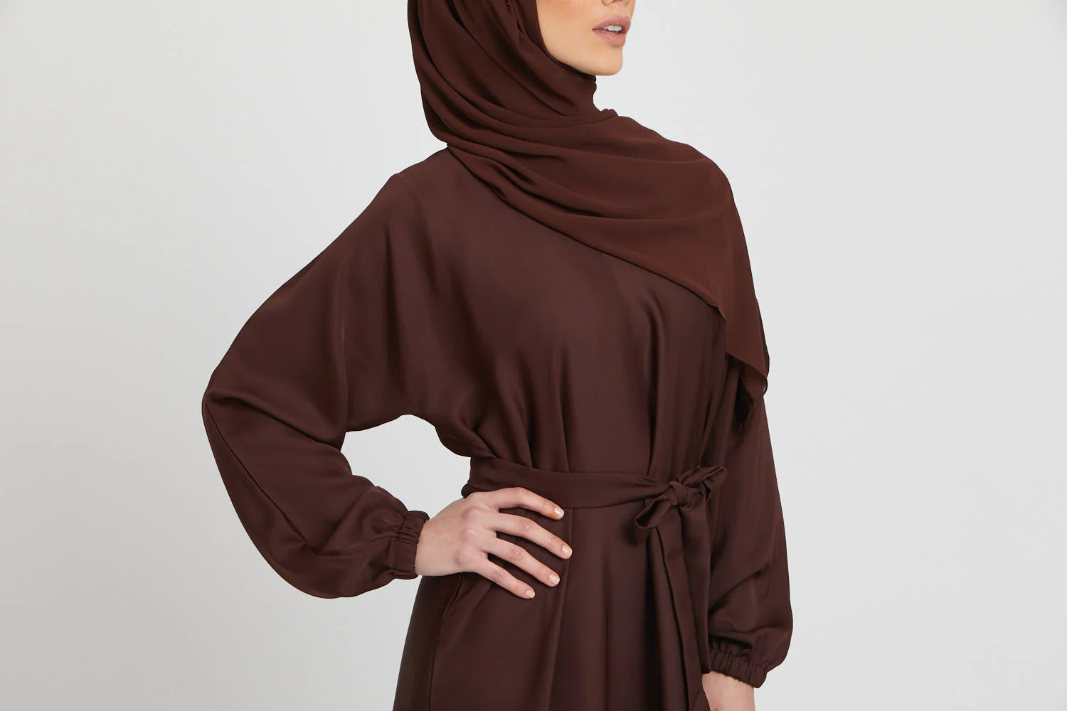 Plain Abaya with Elasticated Cuffs - Mahogany - Image 8