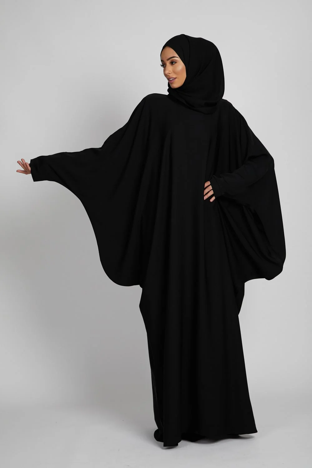 Plain Batwing Abaya - Image 3