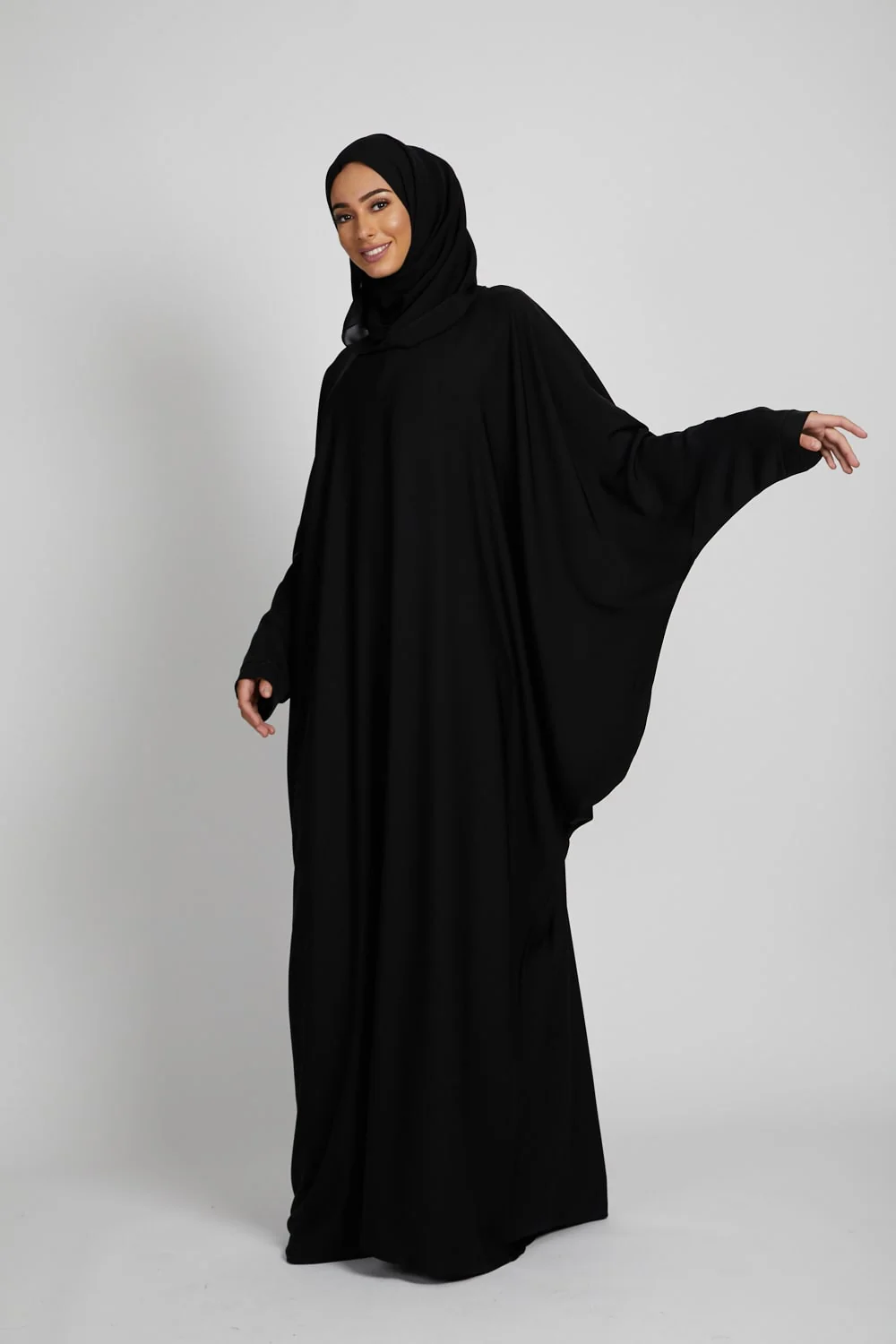 Plain Batwing Abaya - Image 4