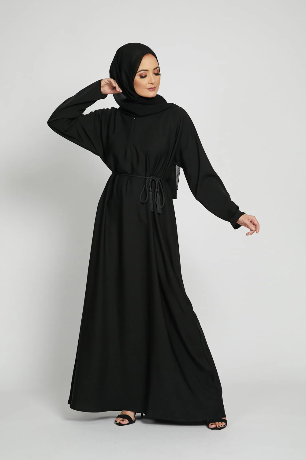 Plain Black Abaya with Front Zip - Image 4