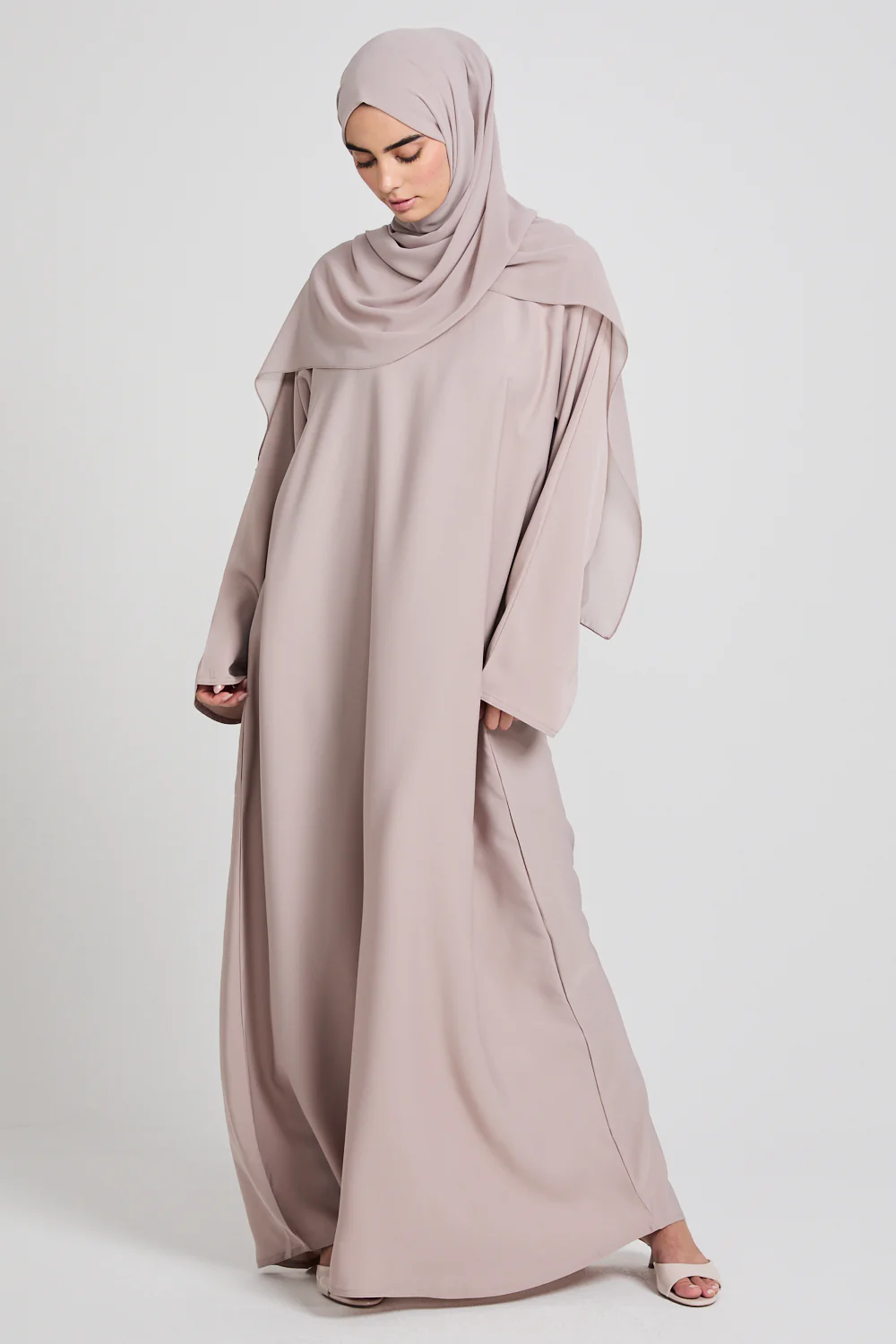 Plain Closed Abaya - Natural - Image 4