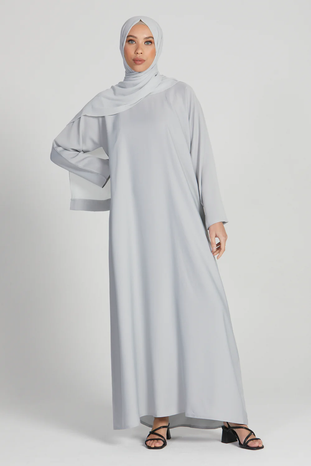 Plain Closed Abaya with Pockets - Silver Grey - Image 4