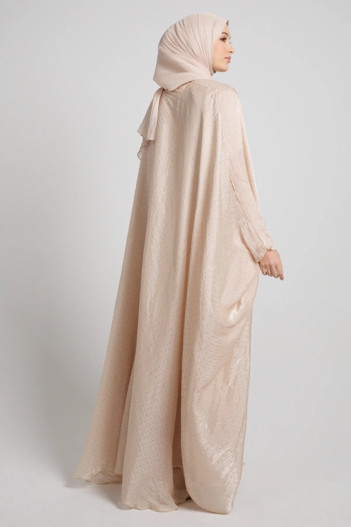 Premium Celestial Sheen Open Bisht Abaya – Blush Nude - Image 9